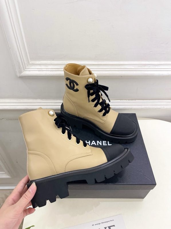 Ботинки женские фото 9