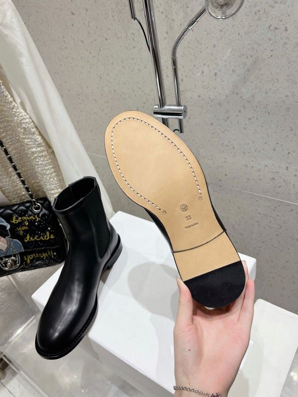 Ботинки женские фото 9