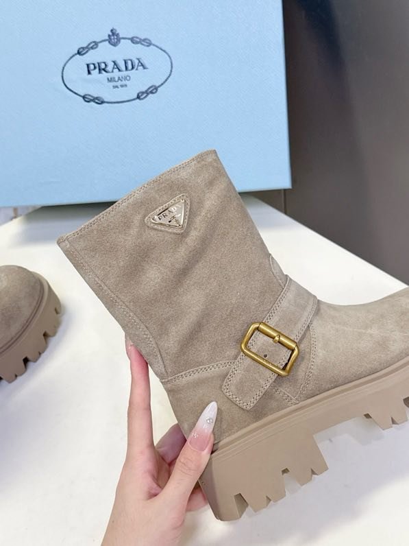 Ботинки женские фото 9