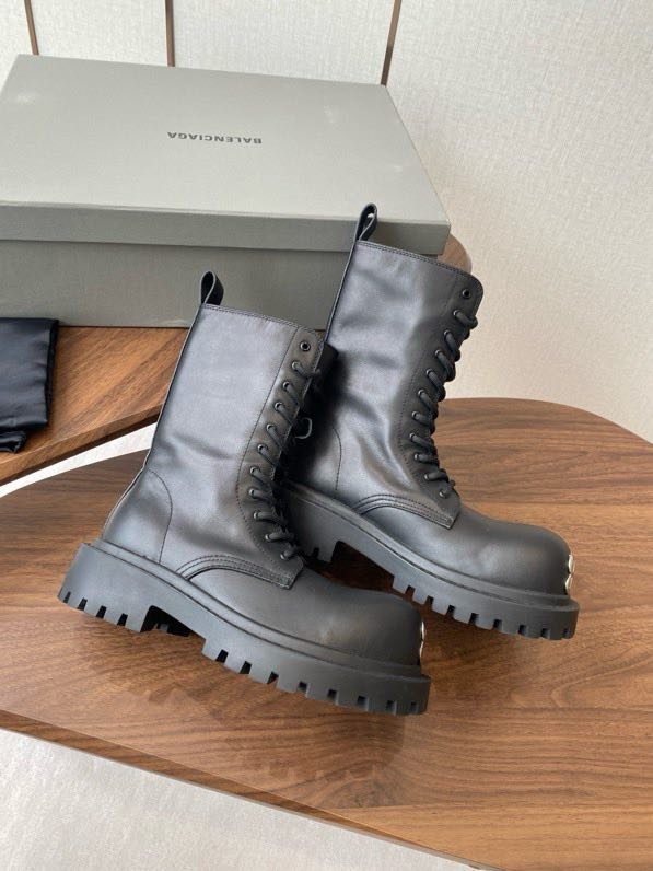 Ботинки женские фото 9