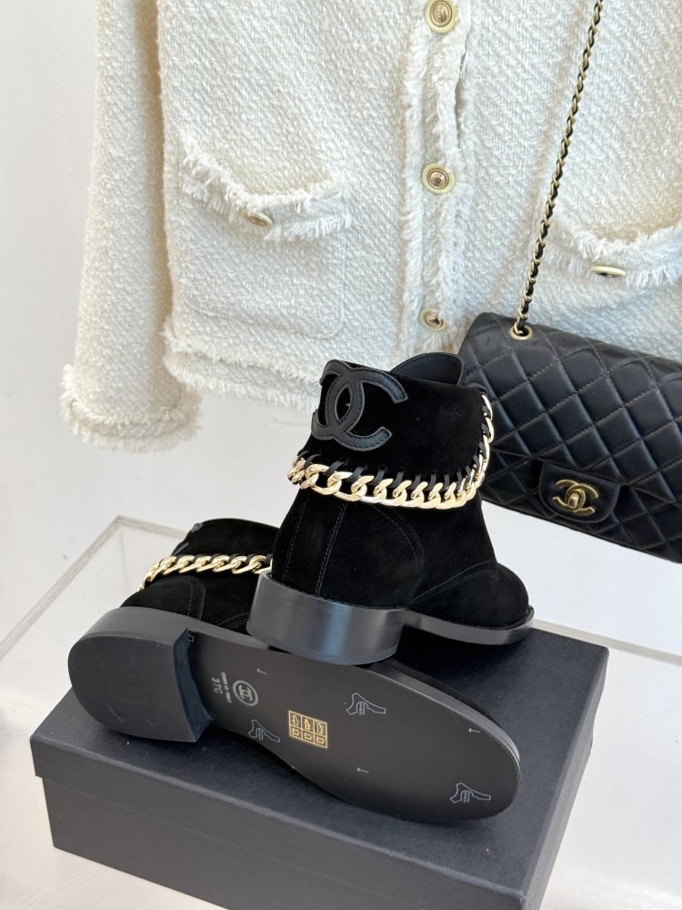 Ботинки женские фото 9