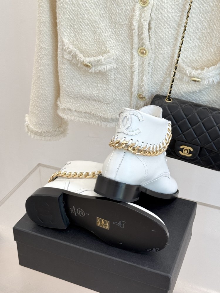 Ботинки женские фото 9