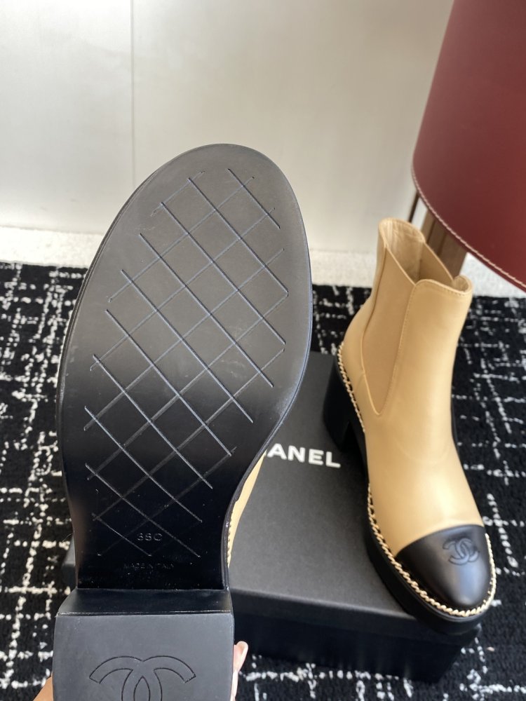 Ботинки женские фото 9