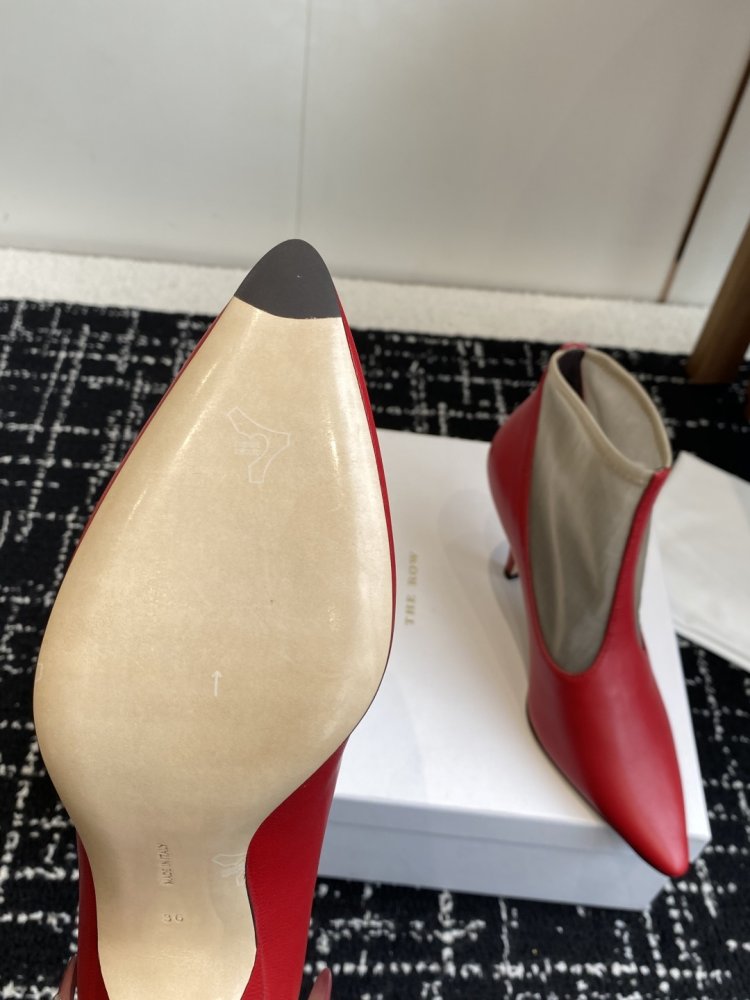 Ботинки женские фото 9