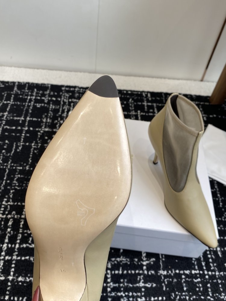 Ботинки женские фото 9