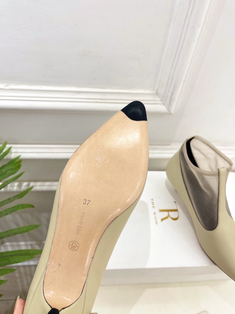 Ботинки женские фото 9