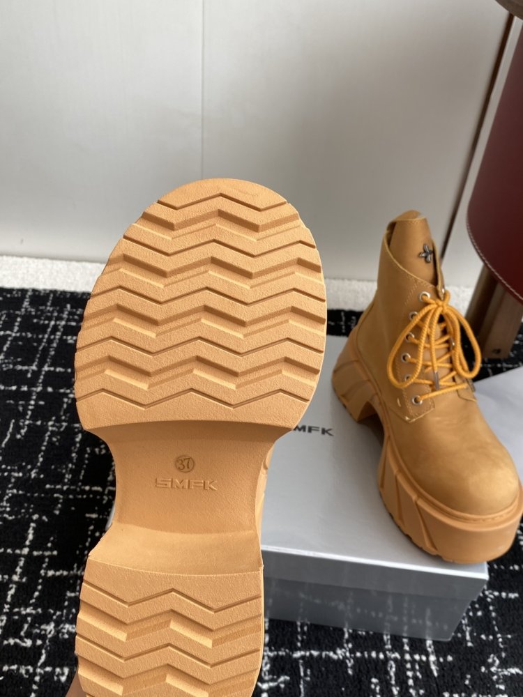 Boots women's фото 9