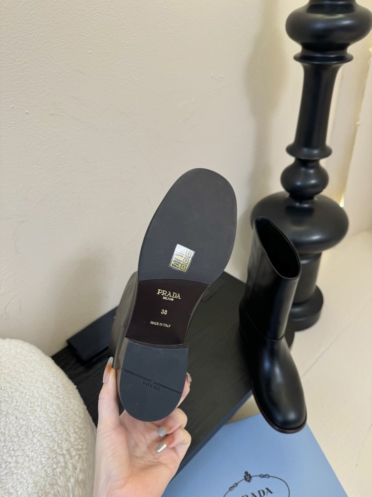 Boots women's фото 9