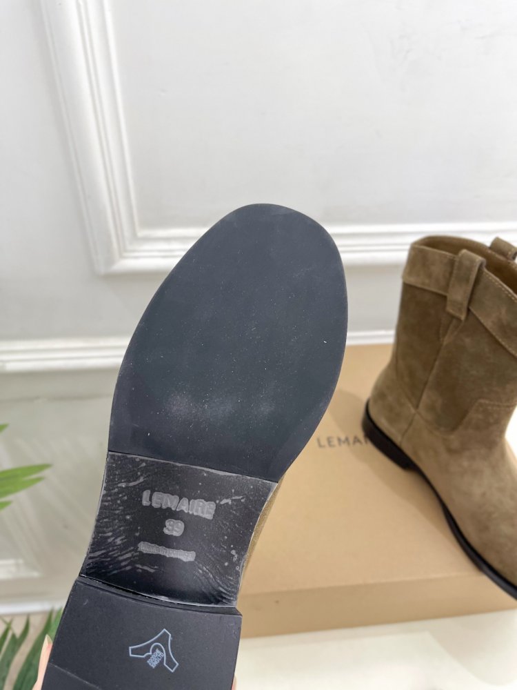 Ботинки женские фото 9