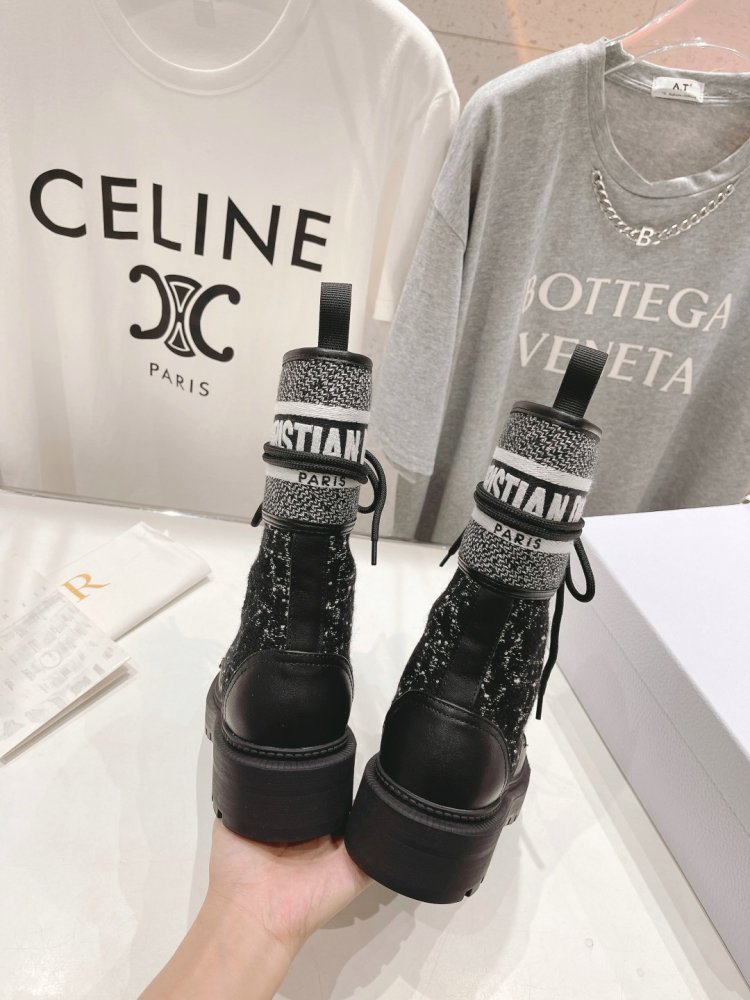 Ботинки женские фото 9