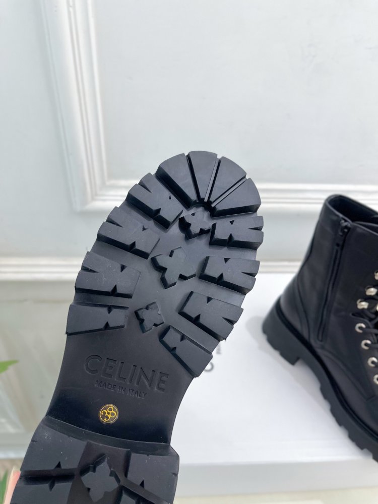 Ботинки женские фото 9