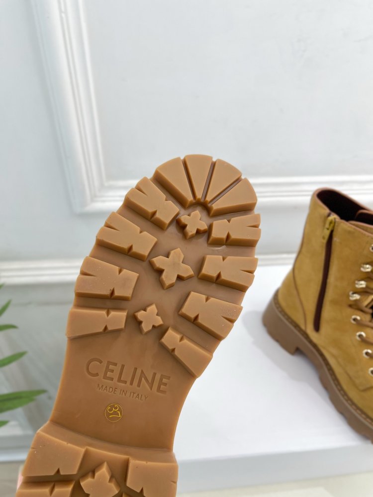 Ботинки женские фото 9