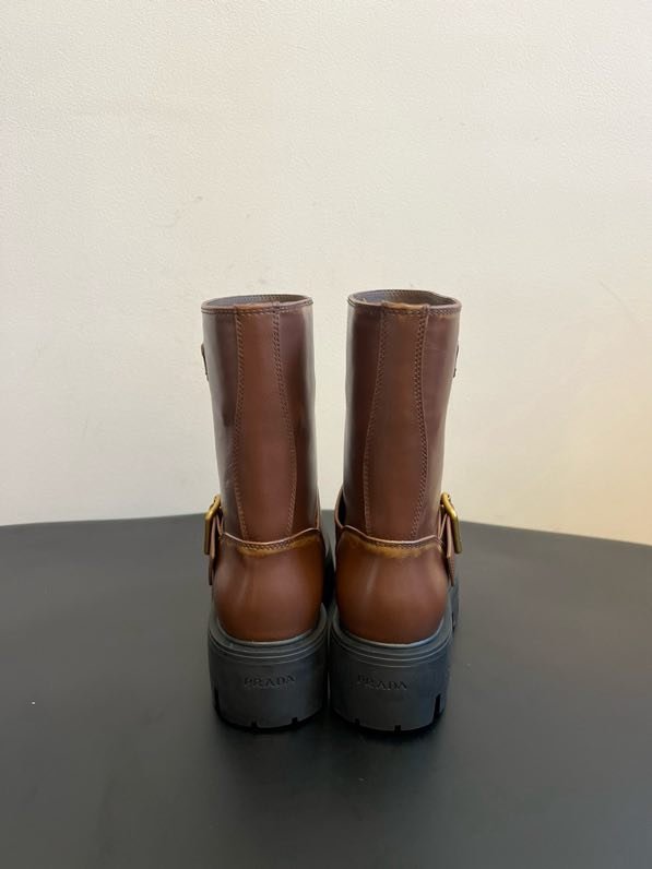 Boots women's фото 9