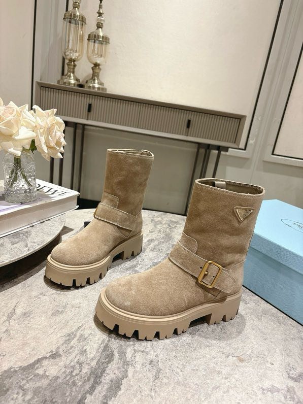 Boots women's фото 9