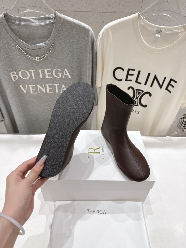 Boots women's фото 9