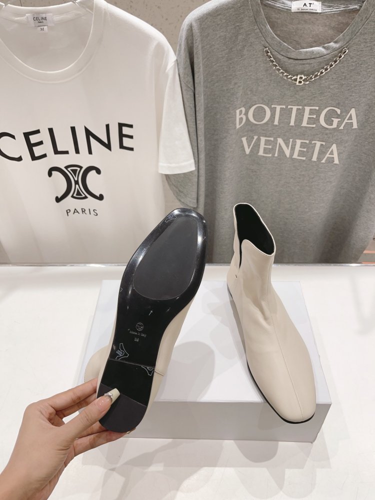 Ботинки женские фото 9