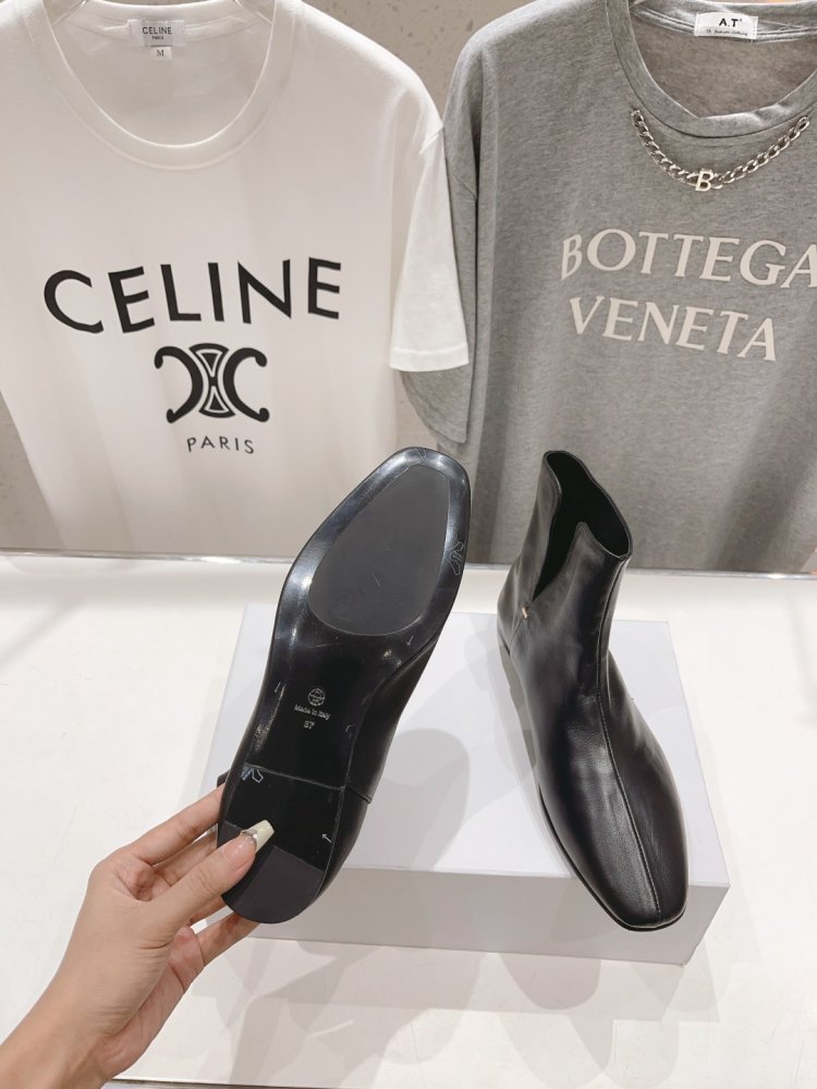 Ботинки женские фото 9