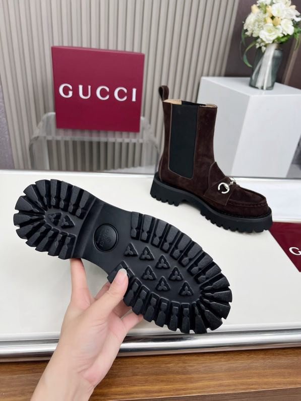 Ботинки женские фото 9