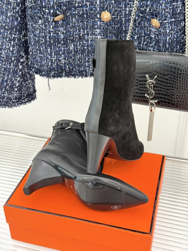 Ботинки женские фото 9