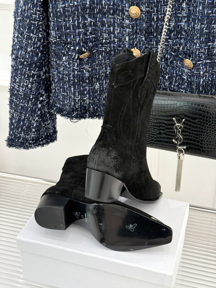 Boots women's фото 9