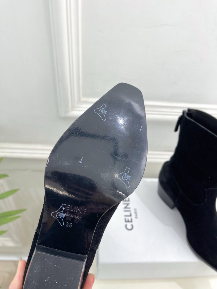 Ботинки женские фото 9