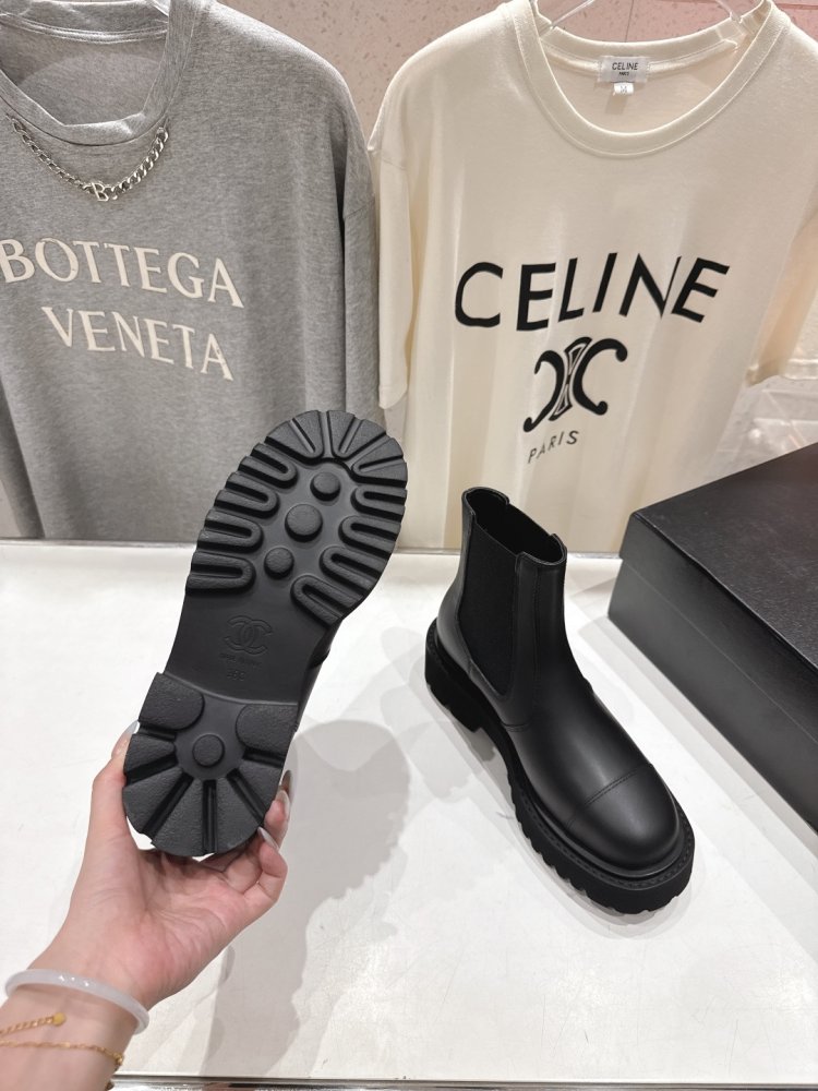 Ботинки женские фото 9