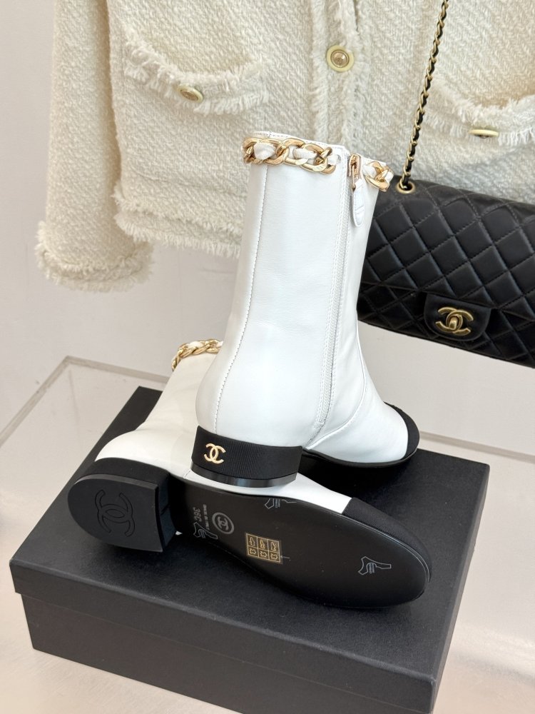 Ботинки женские фото 9