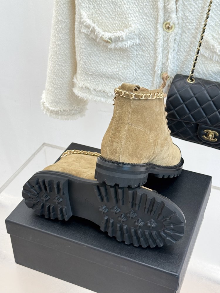 Ботинки женские фото 9