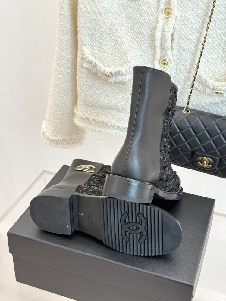 Ботинки женские фото 9