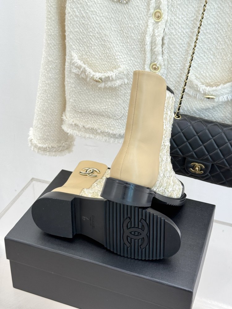 Ботинки женские фото 9