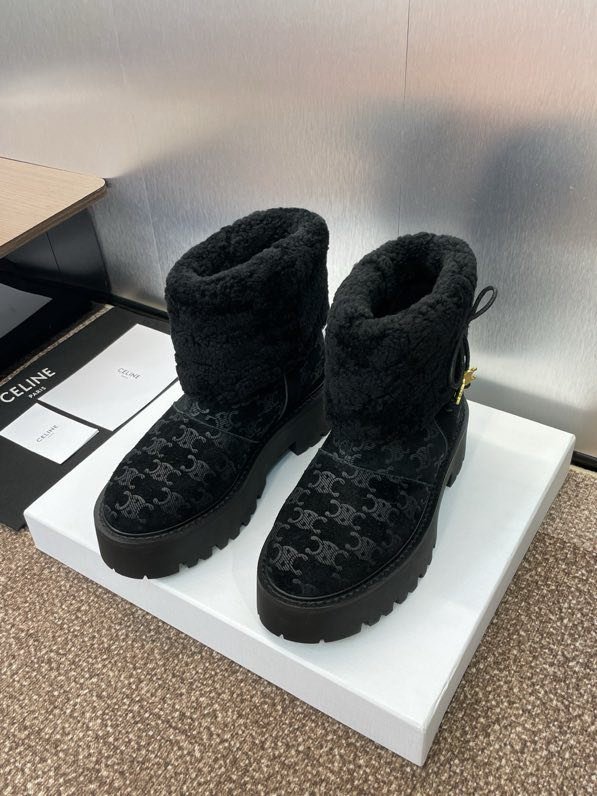 Ботинки женские фото 9