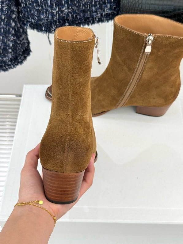 Ботинки женские фото 9