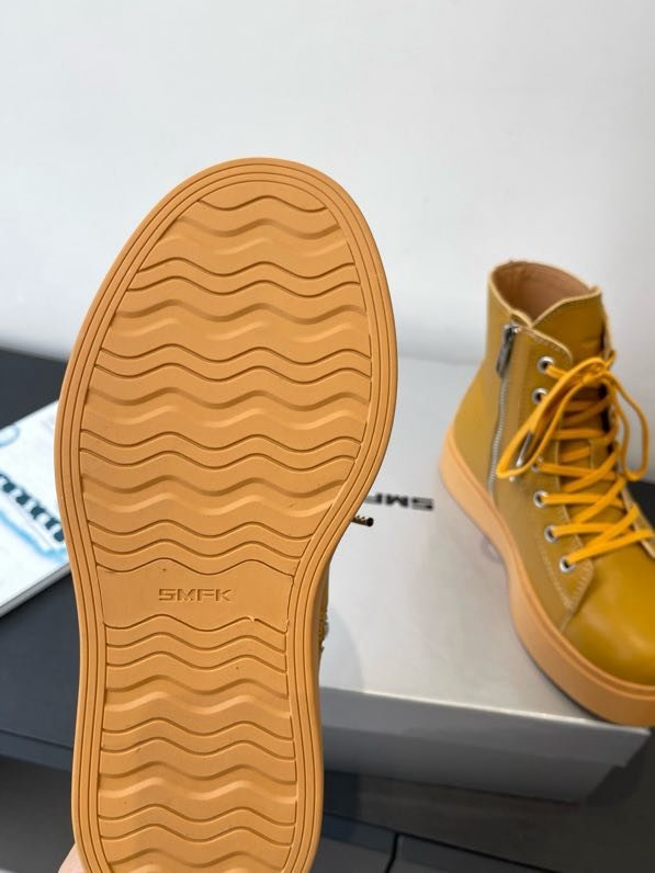 Ботинки женские фото 9