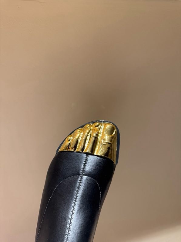 Ботинки женские фото 9