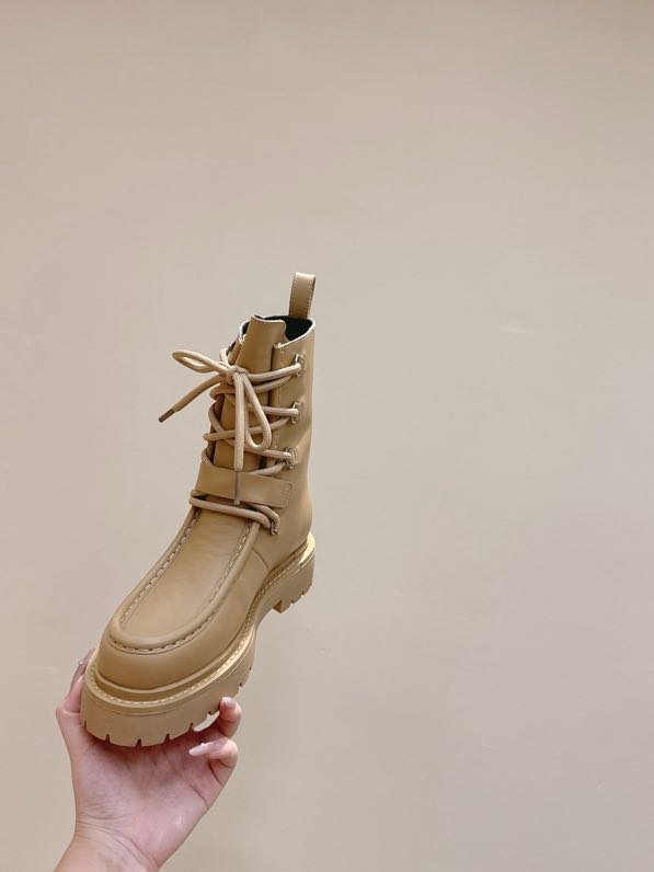 Ботинки женские фото 9