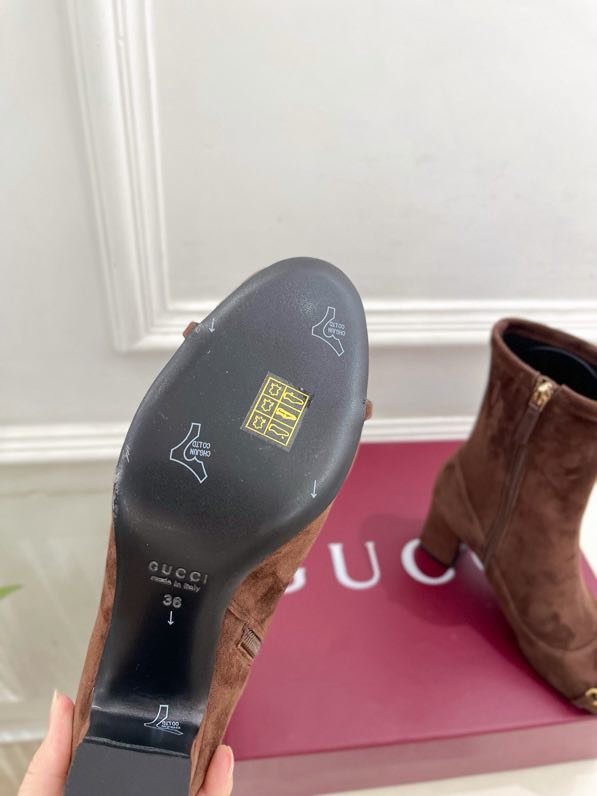 Ботинки женские фото 9