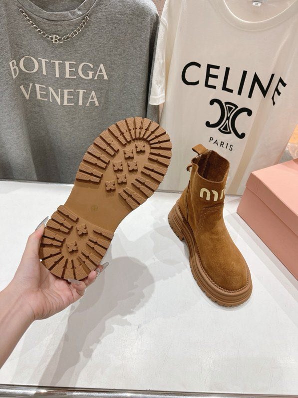 Boots women's фото 9