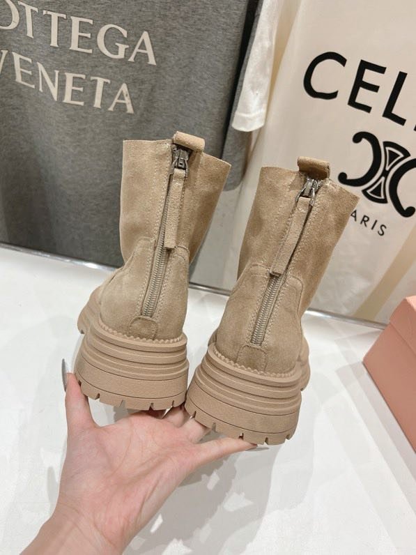 Ботинки женские фото 9