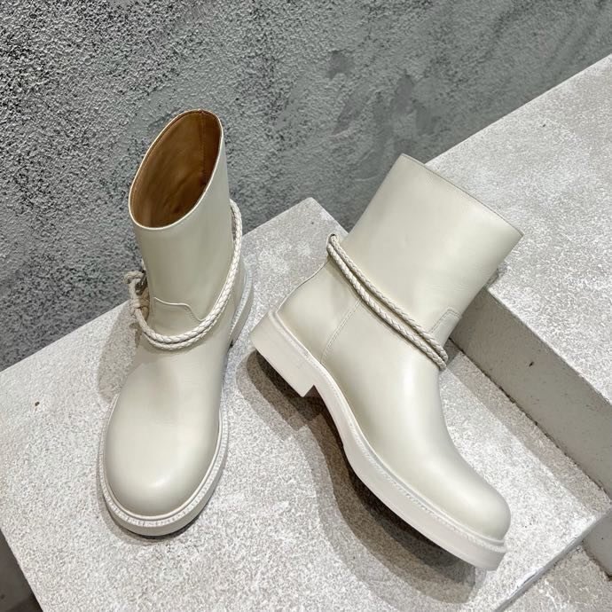 Ботинки женские фото 9