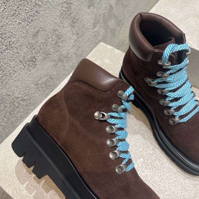 Ботинки женские фото 9