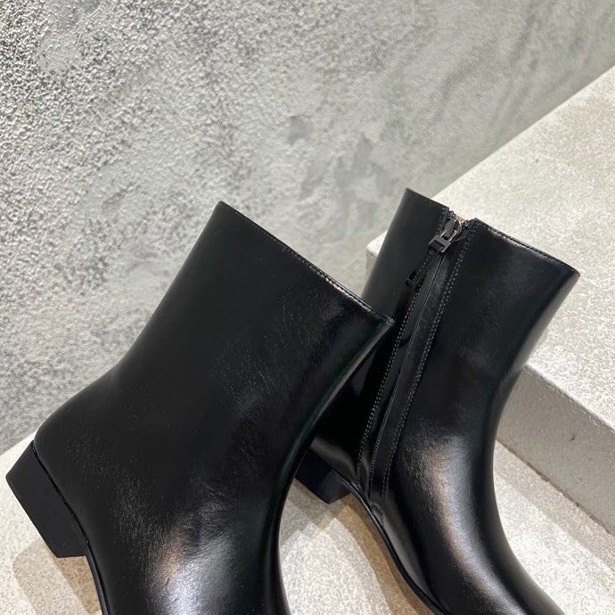 Ботинки женские фото 9