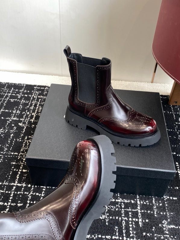 Ботинки женские фото 9