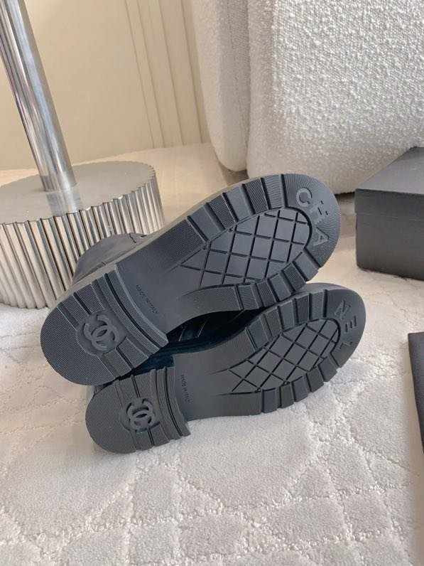 Ботинки женские фото 9