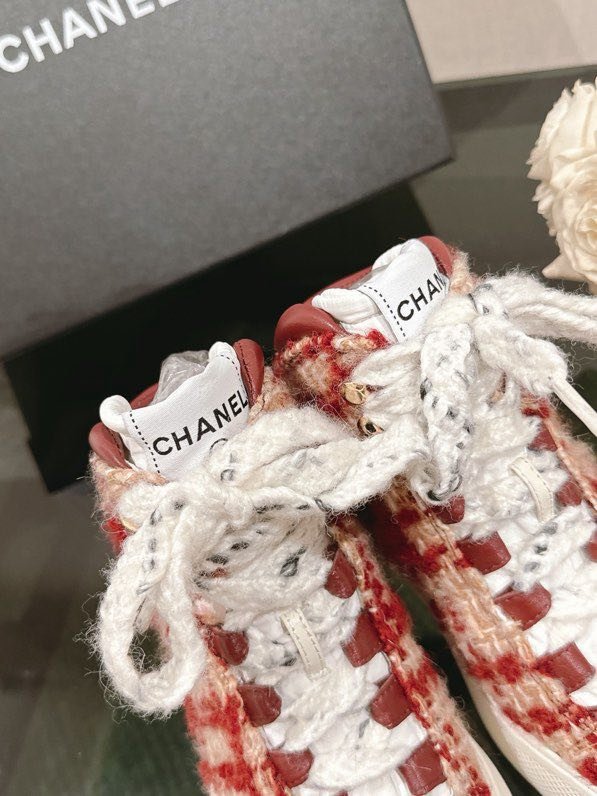 Ботинки женские фото 9