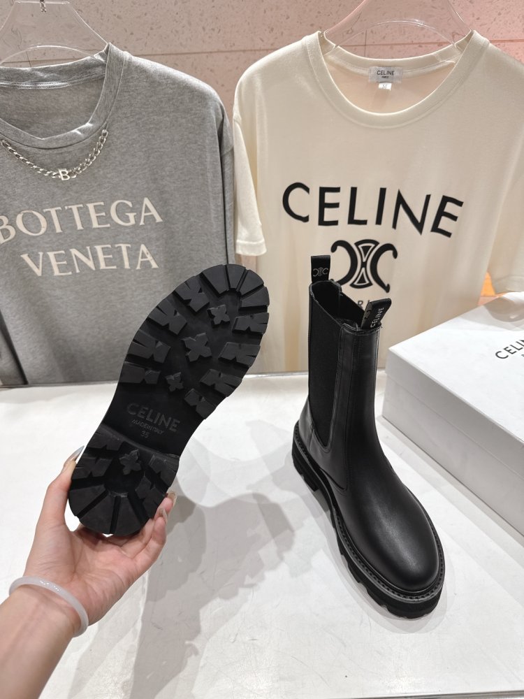 Boots women's фото 9