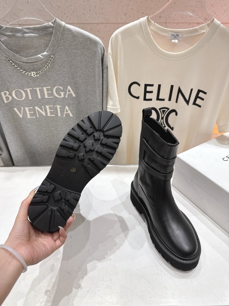 Boots women's фото 9