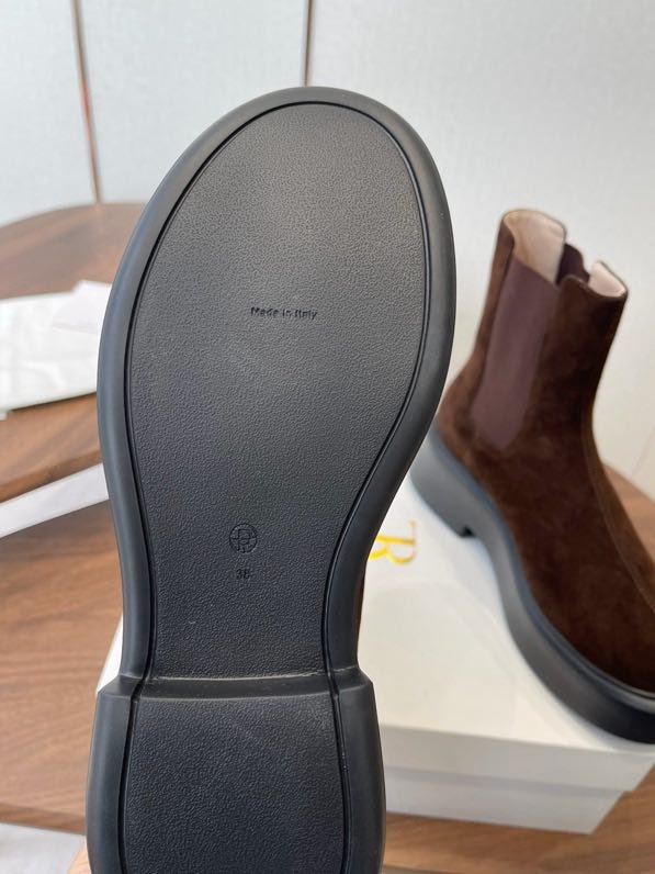 Ботинки женские фото 9