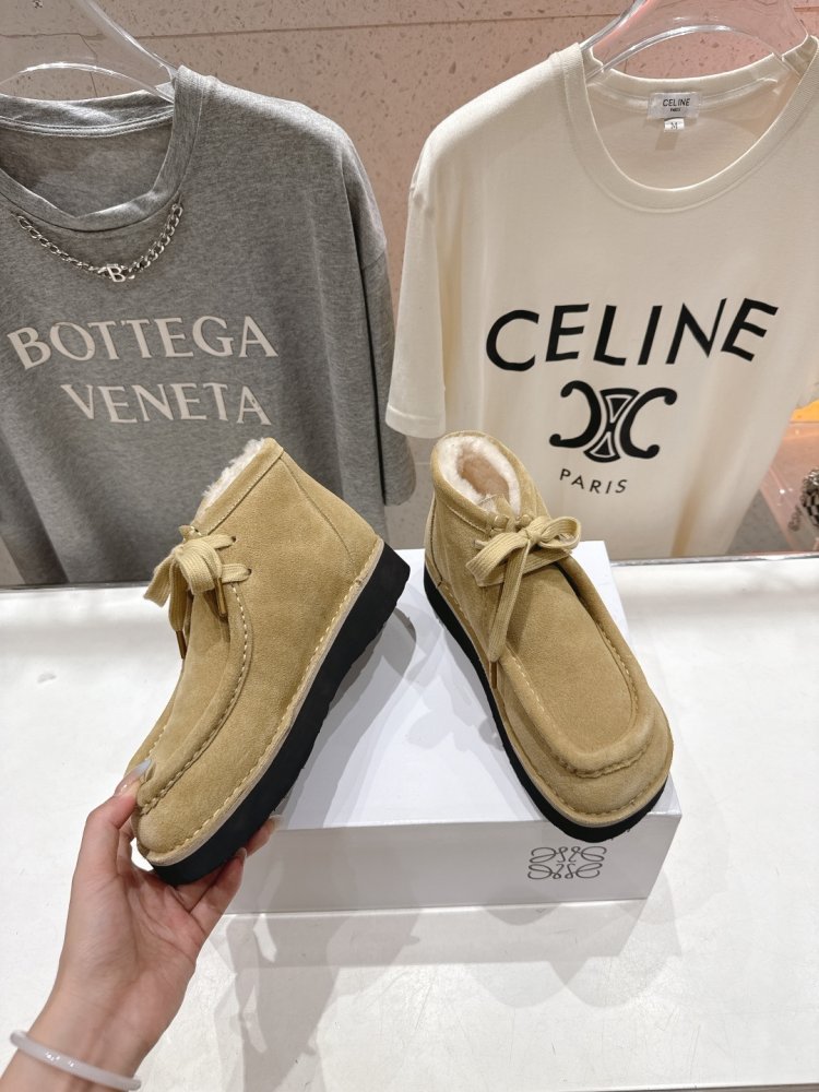 Boots winter women's on fur фото 4