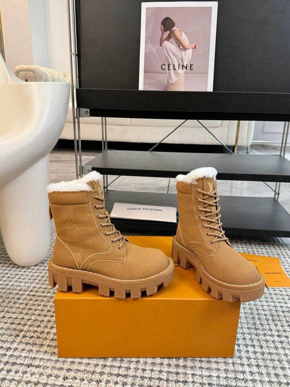 Черевики зимові жіночі