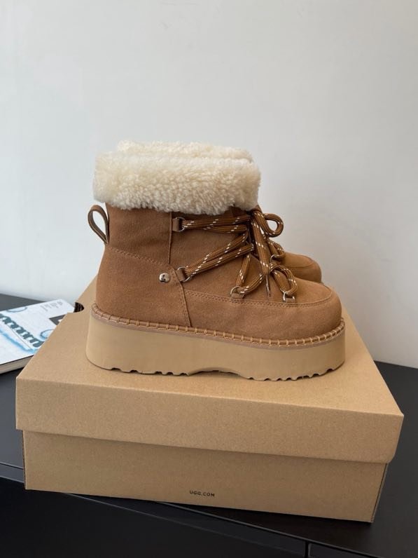 Ботинки зимние женские